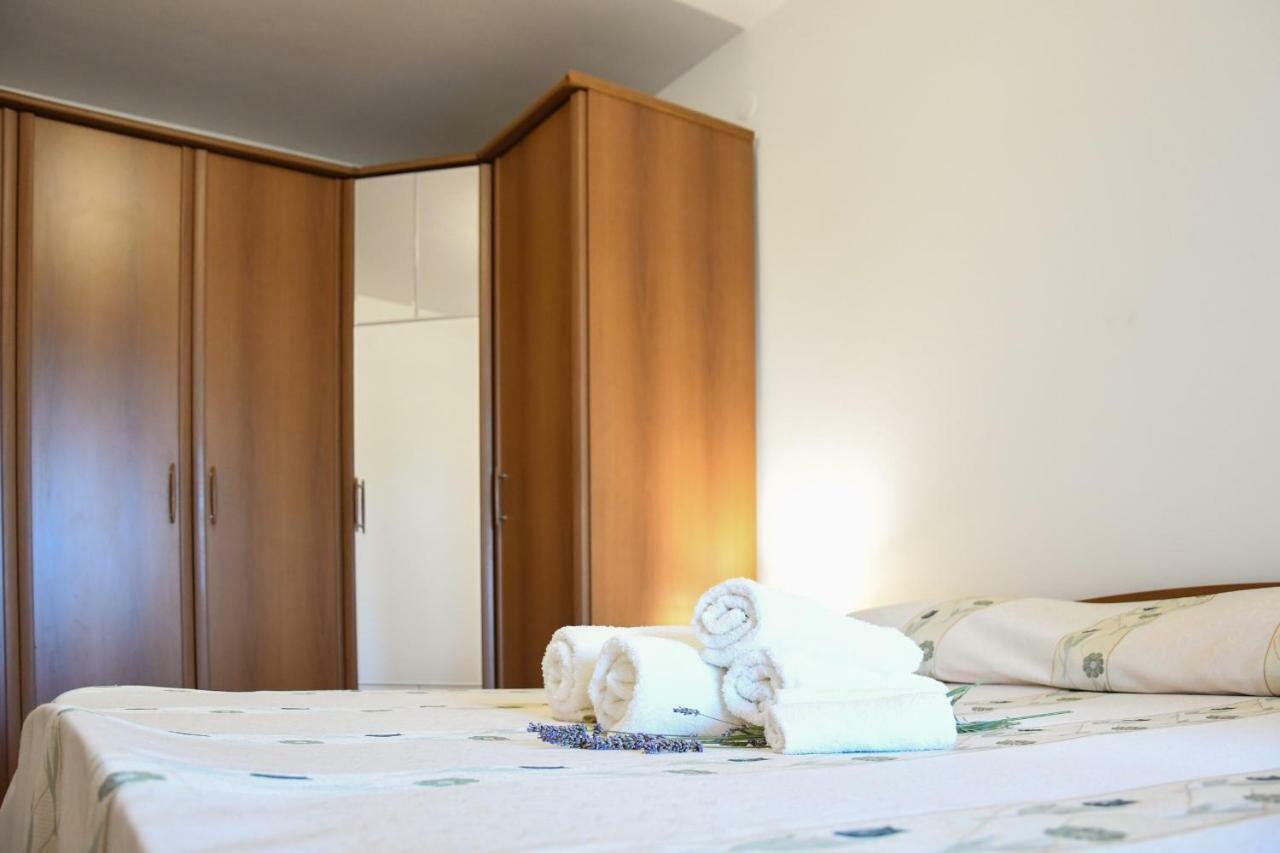 Duska Apartment Umag Exterior photo