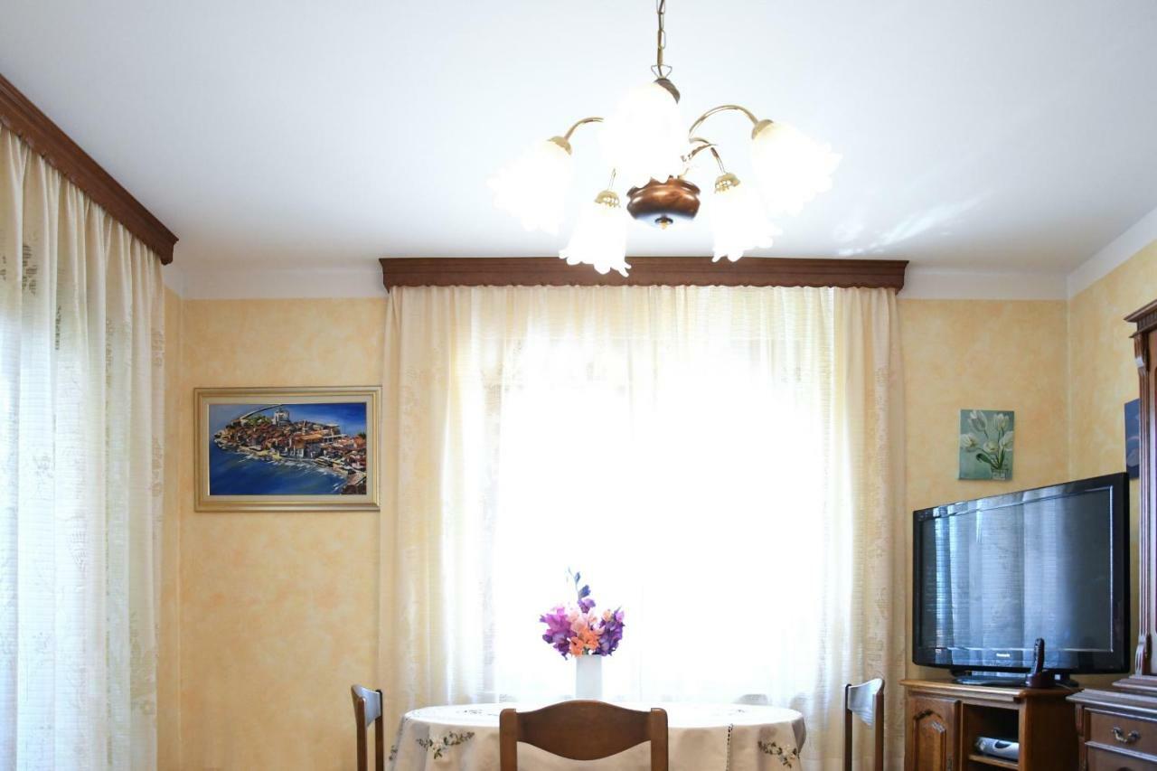 Duska Apartment Umag Exterior photo